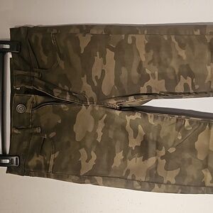 American Eagle, size 4, hi rise jegging, camo